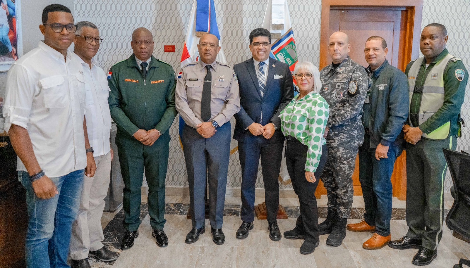 Alcalde de Santo Domingo Este se reúne con los directores de la PN y la DIGESETT