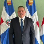 Héctor Porcella resalta la llegada del visitante número 11 millones