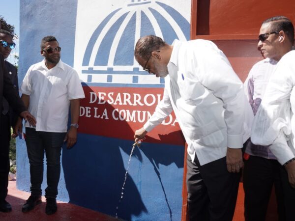 DGDC rehabilita cuatro pozos de agua en La Caleta