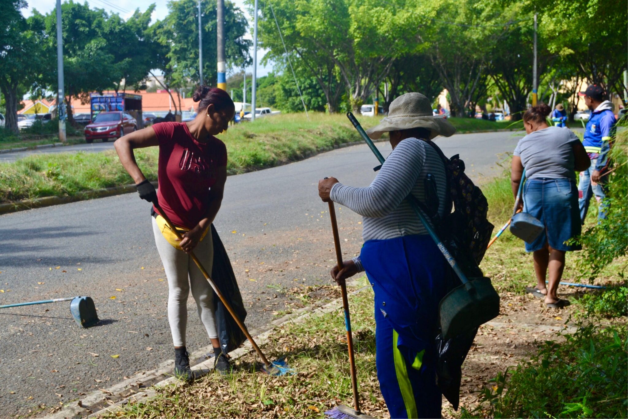 Alcaldía de Santo Domingo Este intensifica labores de limpieza y embellecimiento