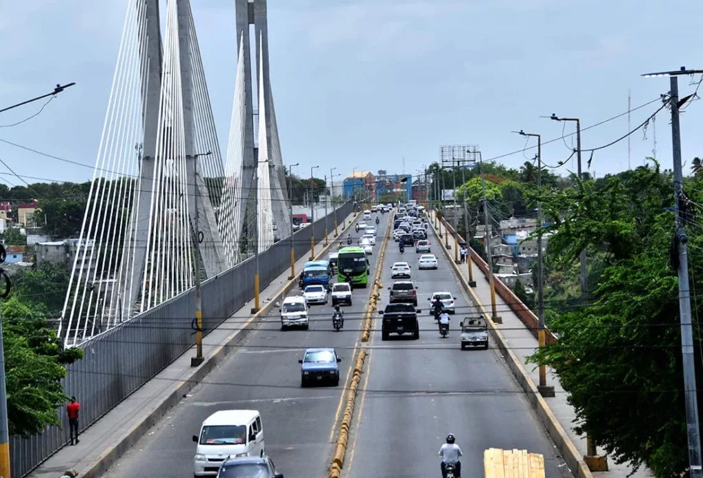 Obras Públicas cerrará el tránsito vehicular en el puente de la 17