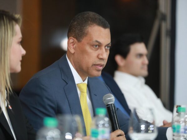 INDOTEL inicia entrega de cajas convertidoras