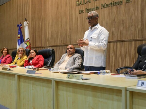 Regidores del Ayuntamiento de Santo Domingo Este aprueban proyecto de Marca Ciudad