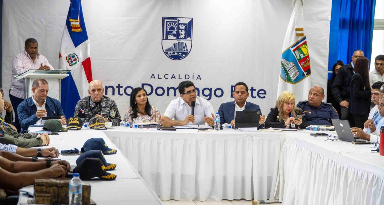 Alcalde de Santo Domingo Este presenta avances de la Mesa de Seguridad, Ciudadanía y Género