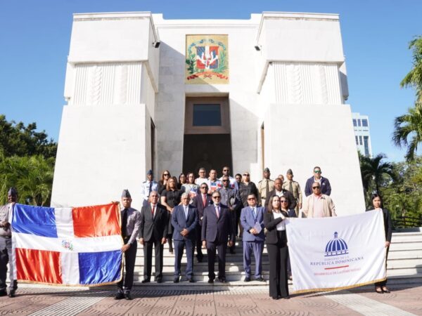 Dirección General de Desarrollo de la Comunidad fomenta los valores patrios