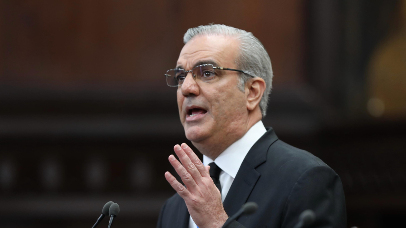 Presidente destaca avances en agua potable y saneamiento