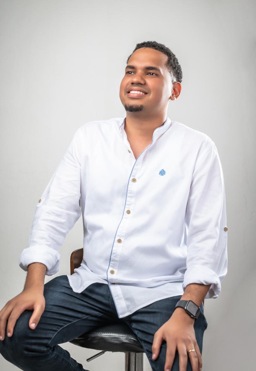 Misael Lachapel aspira a la Dirección Central de la Fuerza del Pueblo