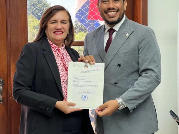 Diputado Yancarlos Simanca reintroduce proyecto de ley para cambiar el nombre del municipio Santo Domingo Este