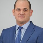 Campaña mediática busca la destitución de Adolfo Pérez del INABIE