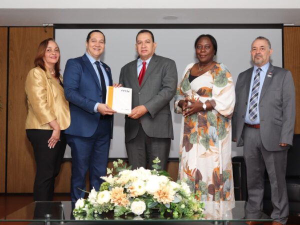 IDEICE lanza la Revista de Investigación y Evaluación Educativa