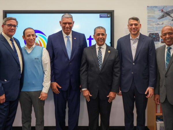 Consulado Dominicano en New York anuncia nueva ruta aérea de Arajet