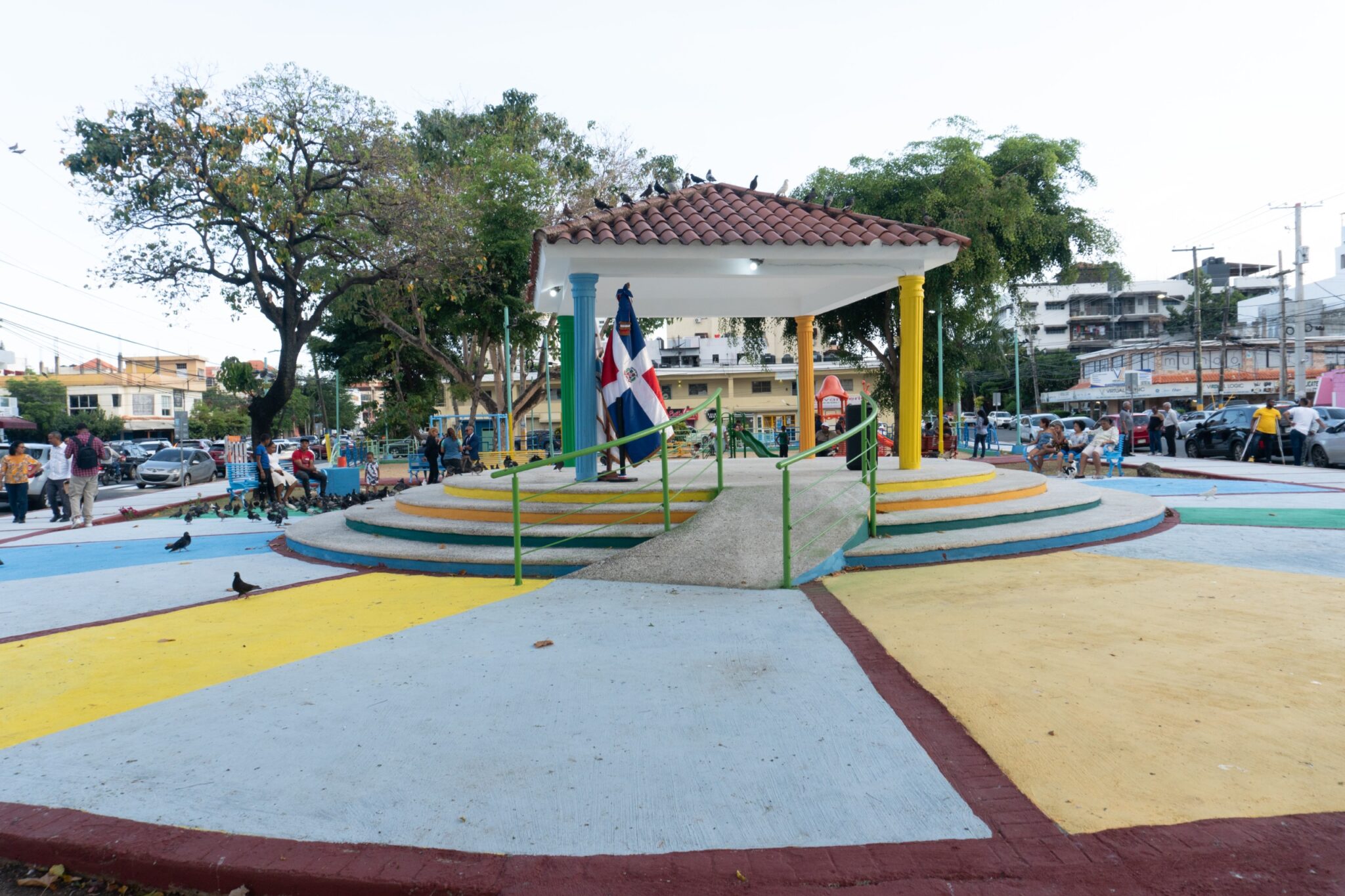 Ayuntamiento de Santo Domingo Este entrega parque remozado
