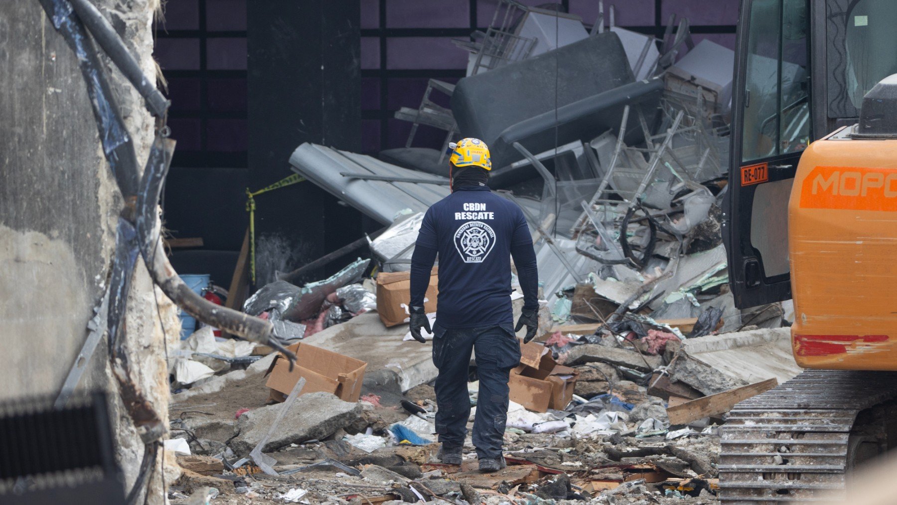 221 los muertos en discoteca de Santo Domingo a la espera de informe final