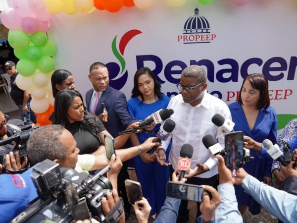 Propeep presenta “Renacer Contigo”; programa dirigido a vendedores informales del Gran Santo Domingo