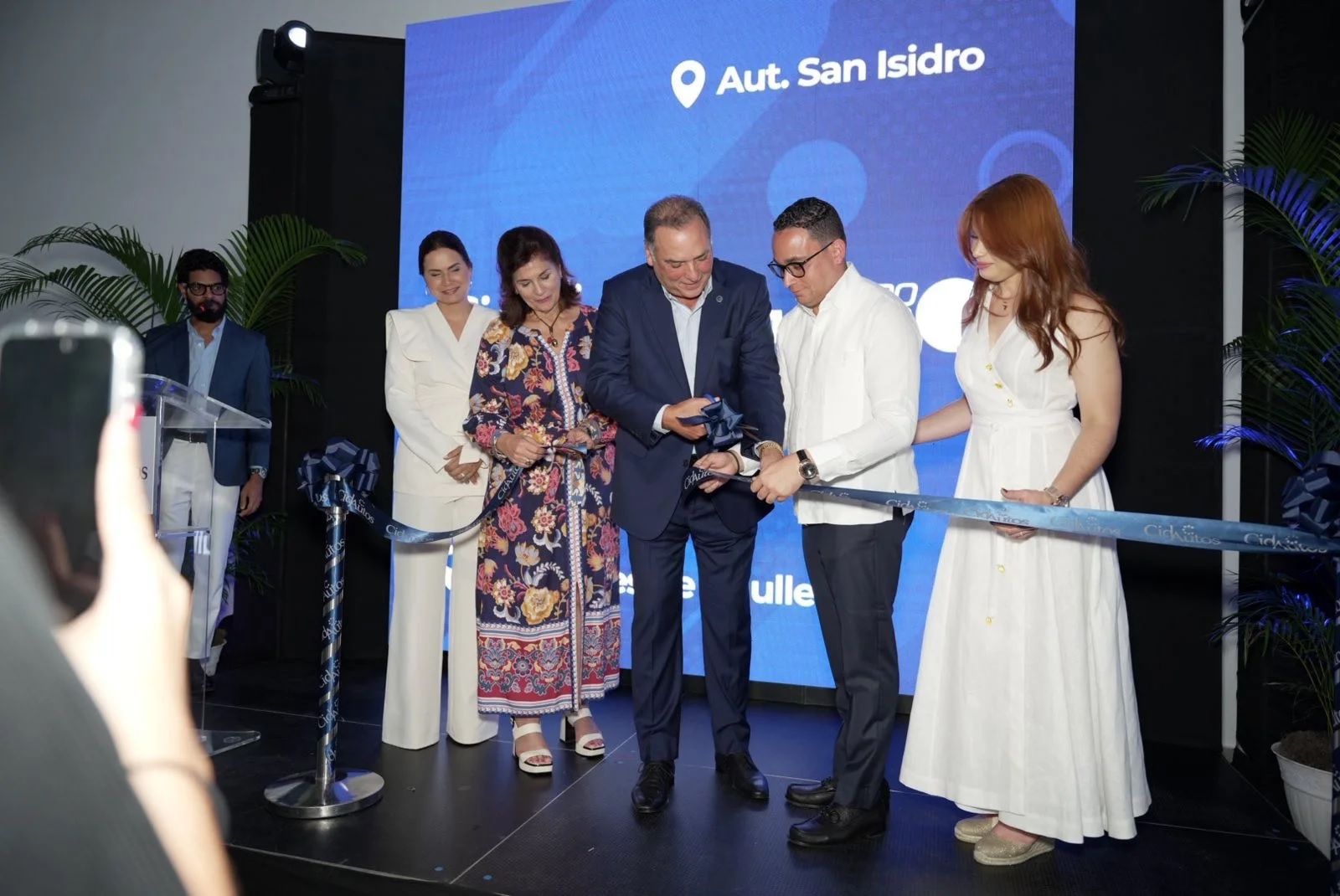 Grupo Viamar y Cid Autos anuncian alianza y expansión hacia SDE