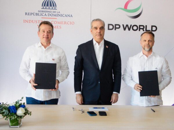 Gobierno dominicano y DP World buscan expandir zona franca y capacidad portuaria con inversión histórica de US$760 millones