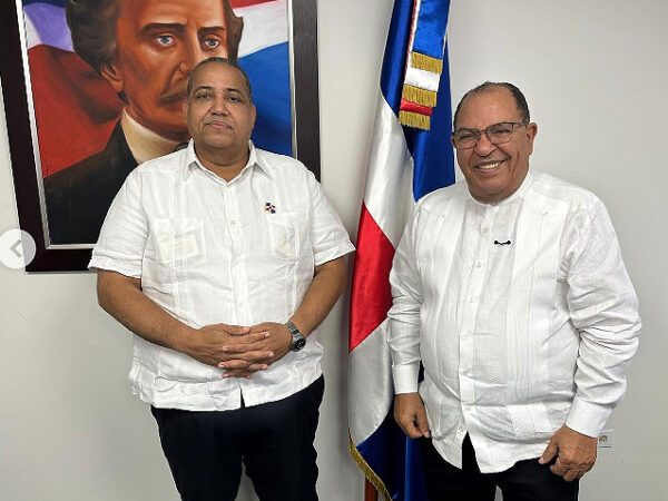 Cónsules Joaquín Díaz y César Cédeño estrechan vínculos en favor de la diáspora dominicana