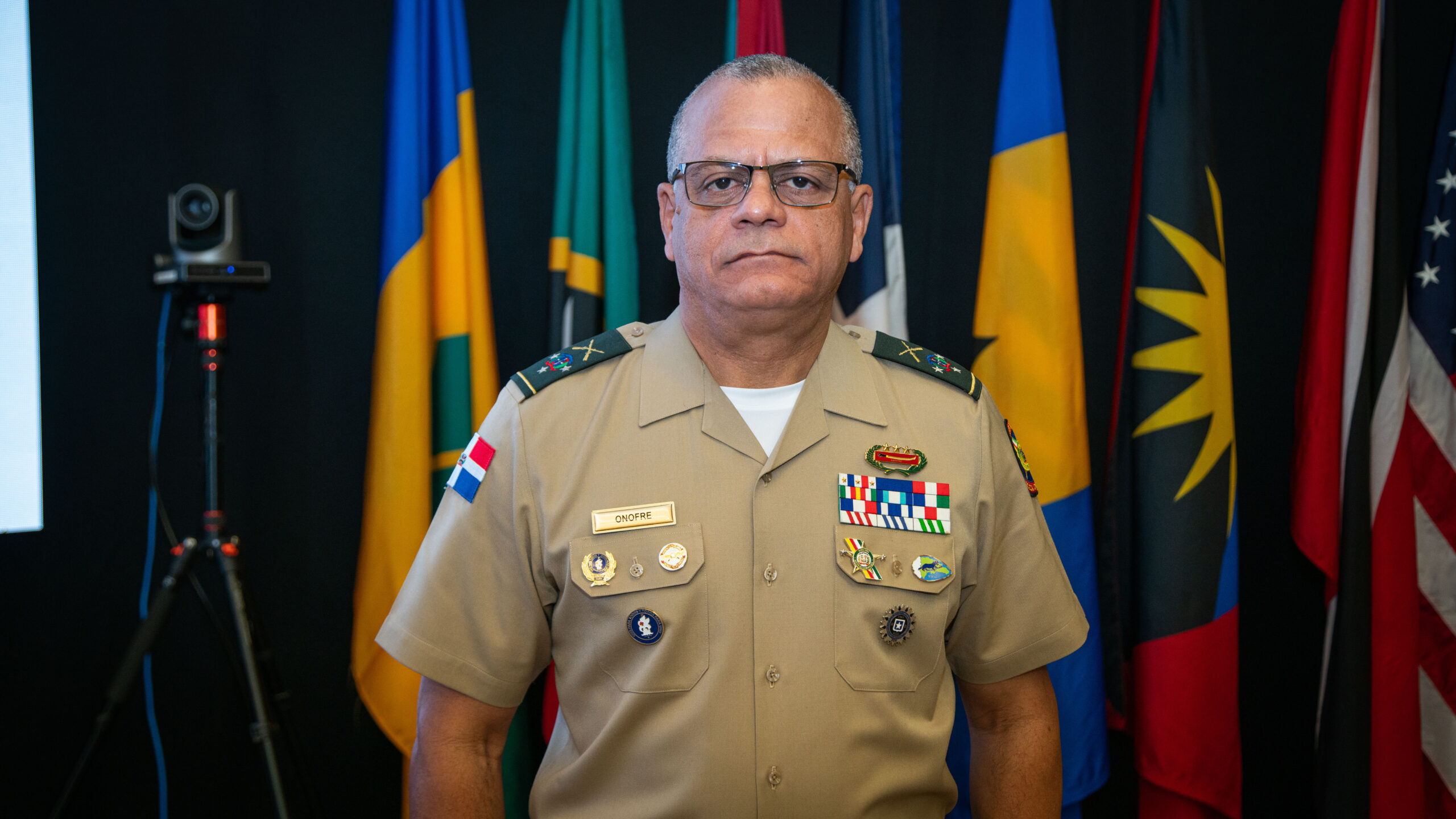 Ministro de Defensa recibe importante reconocimiento internacional