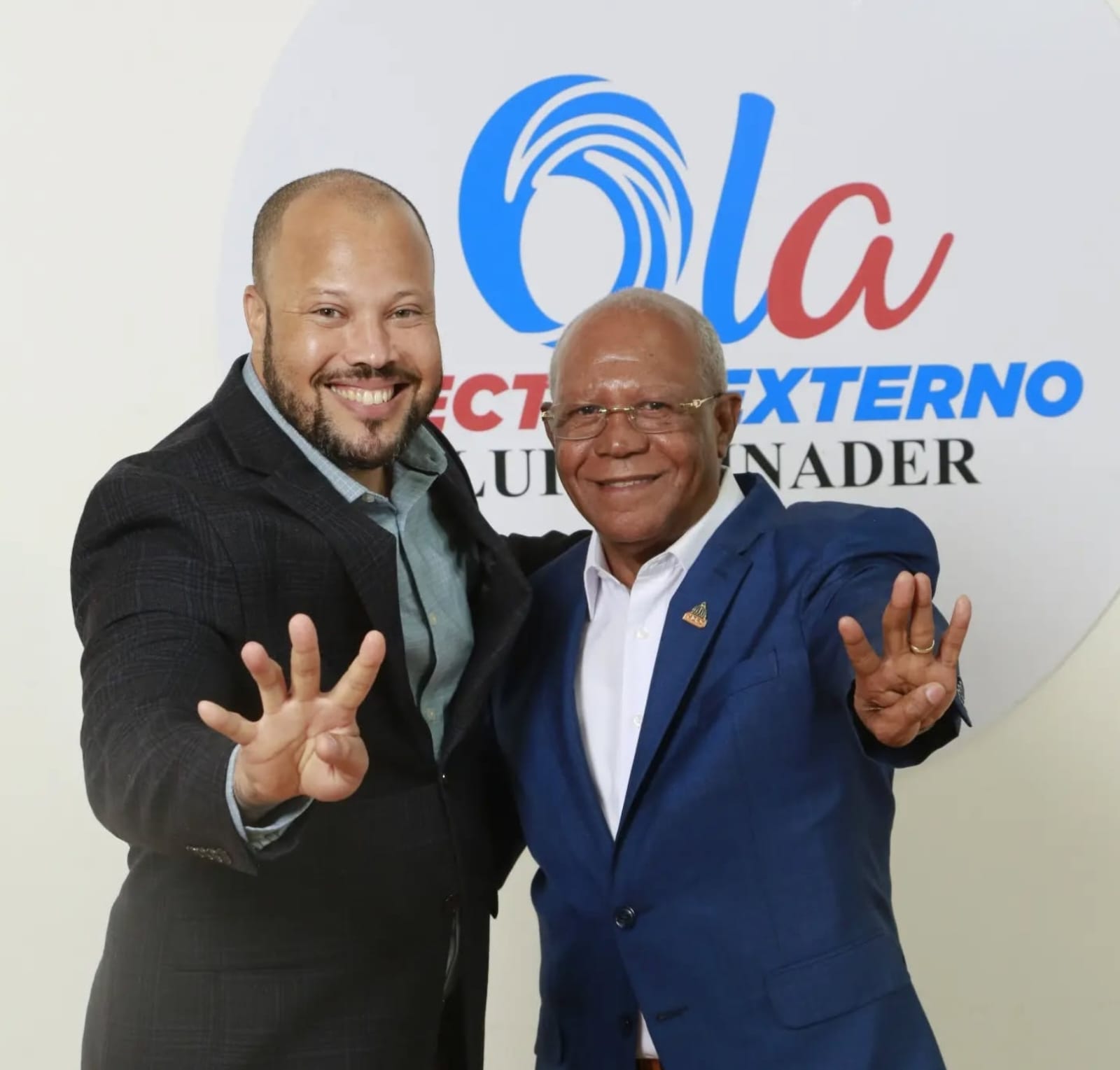 Roberto Hernández se suma al equipo político de David Collado