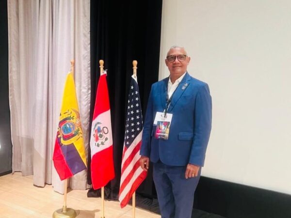 Gelson Antigua participa en la Cumbre New York 2025 para fortalecer la gestión municipal