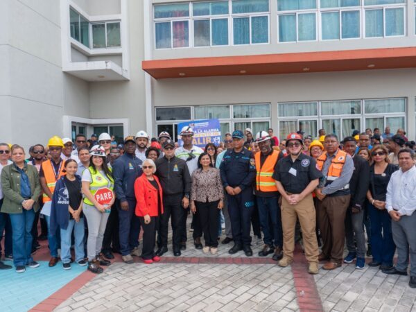 Ayuntamiento de Santo Domingo Este realiza exitoso simulacro de evacuación por terremoto e incendio