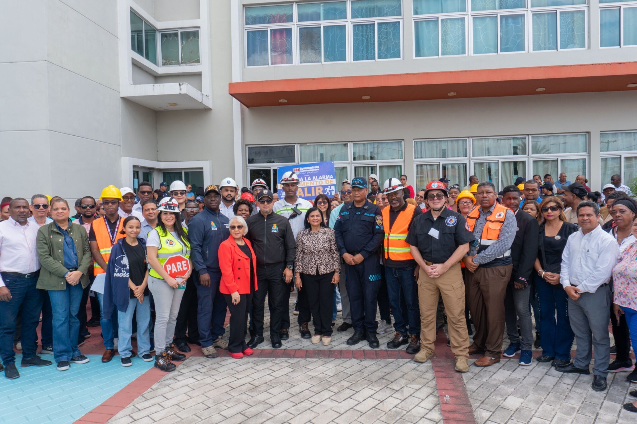 Ayuntamiento de Santo Domingo Este realiza exitoso simulacro de evacuación por terremoto e incendio