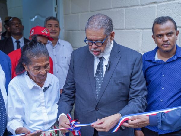 DGDC mejora calidad de vida de envejeciente en Boca Chica