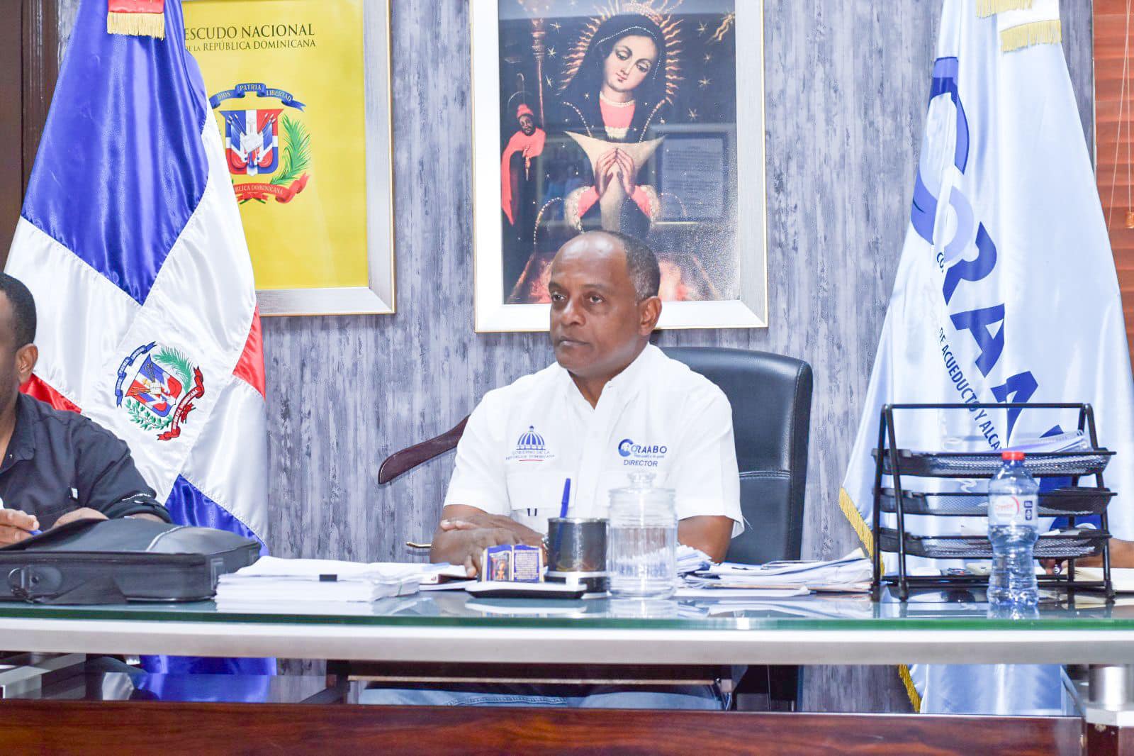 Residentes de Boca Chica, Andrés y La Caleta denuncian escasez de agua potable; CORAABO guarda silencio