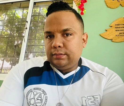 Policía arresta hombre por homicidio en Santiago