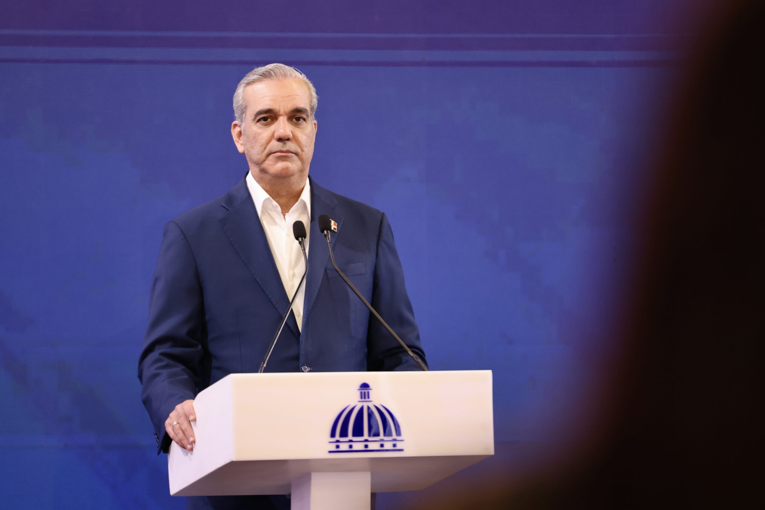 Gobierno investiga apagón en el AILA