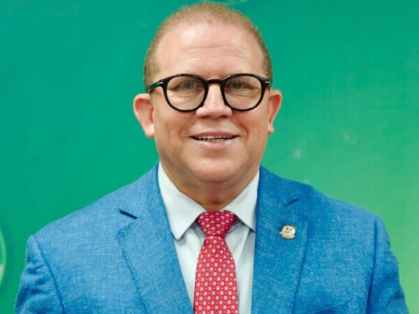 Rafael Castillo califica gestión del alcalde Dío Astacio como “enemiga de la gente”