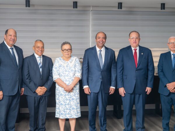 Consejo de Administración de REFIDOMSA celebra primera sesión de trabajo con nuevos integrantes