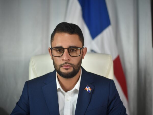 Cuando el mundo toca la puerta y el municipio no abre