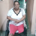 Mujer a la que le amputaron una pierna denuncia que fue desvinculada del Ministerio de Educación