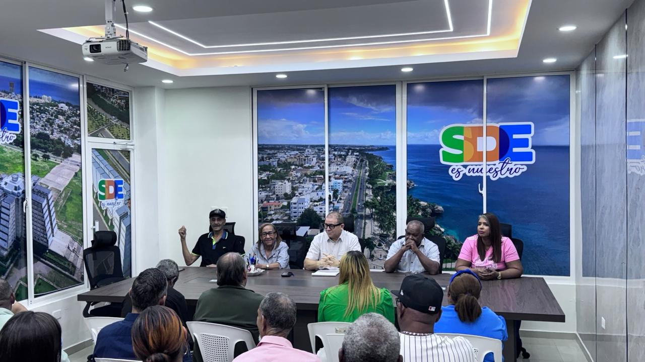 Rafael Castillo aspira a llevar mil personas por cada circunscripción de SDE a la Marcha del Pueblo