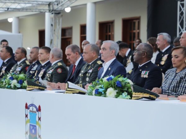 Presidente Abinader encabeza graduación