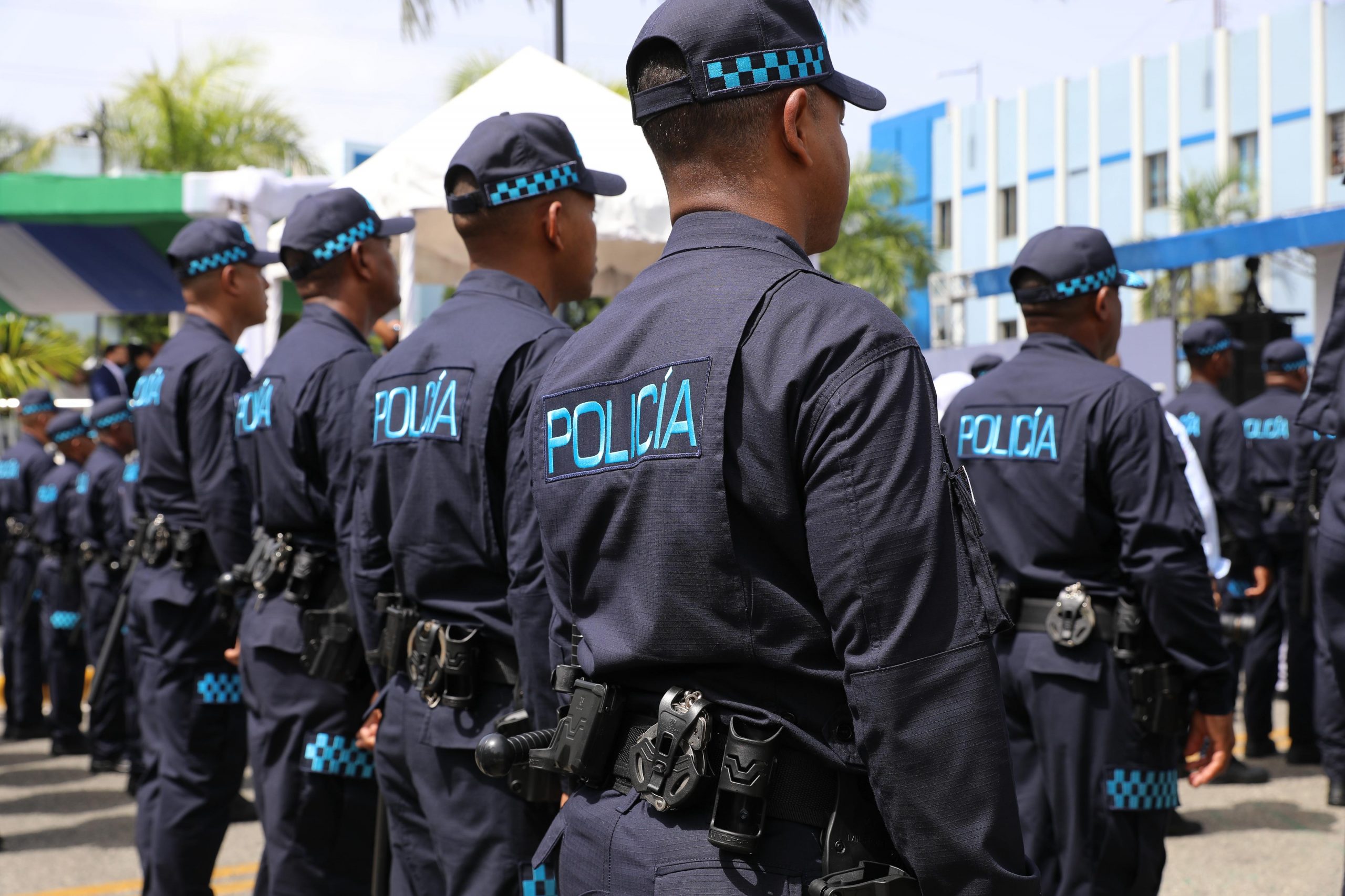 Policía Nacional retira a más de 500 de sus miembros