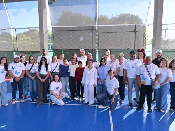 Voluntariado Banreservas entrega juguetes a hijos de colaboradores de la zona norte