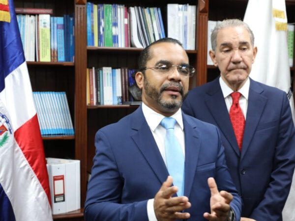 Jimmy Rosario asume como nuevo rector del ITLA