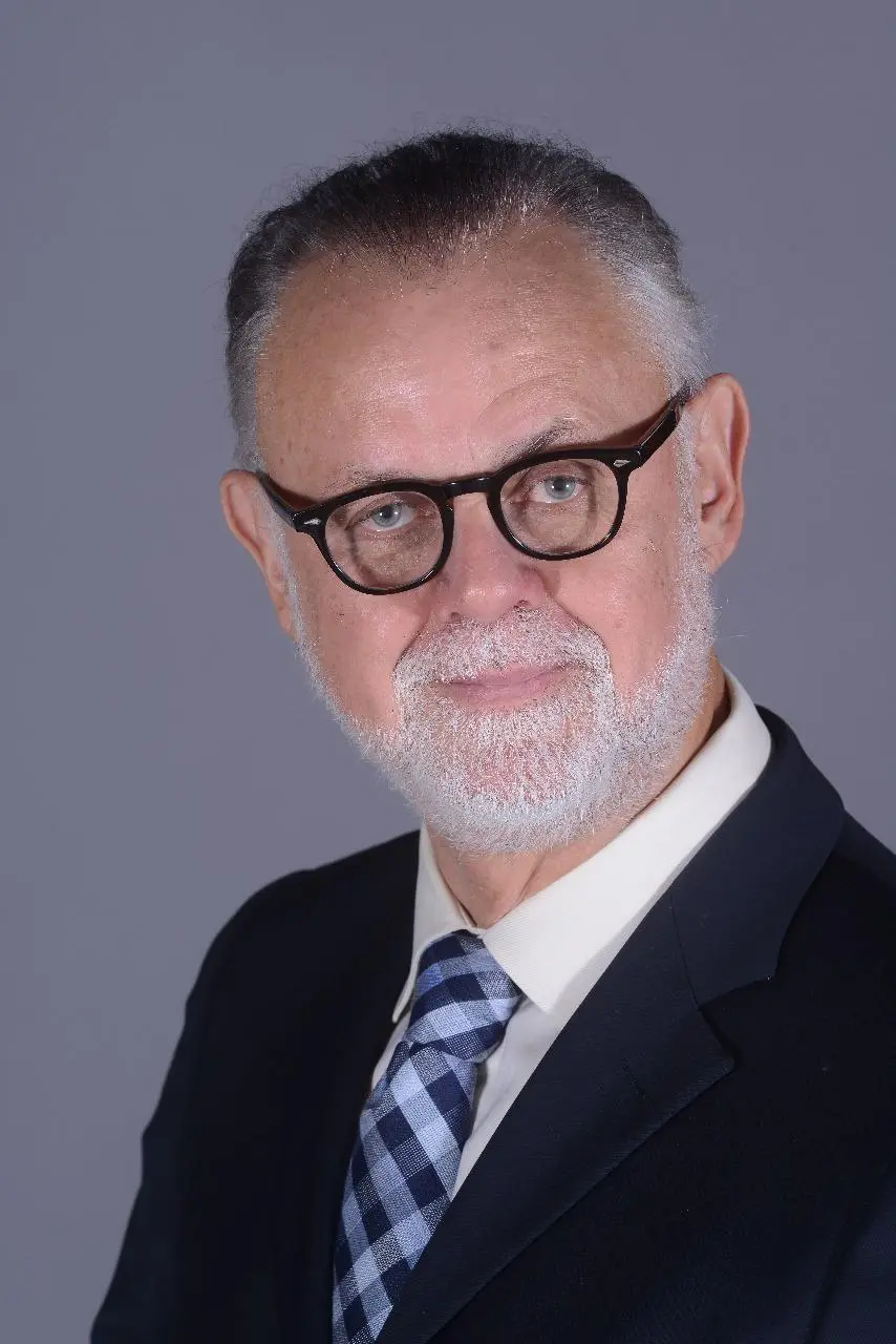 Fausto Jáquez rechaza declaraciones de Luisín Jiménez y defiende dignidad de mujeres mayores de 60 años