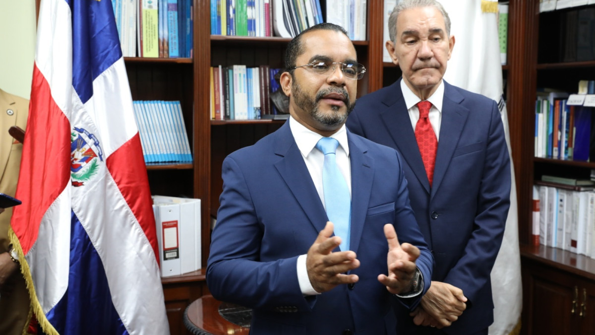 ITLA otorgará más de 8,000 becas