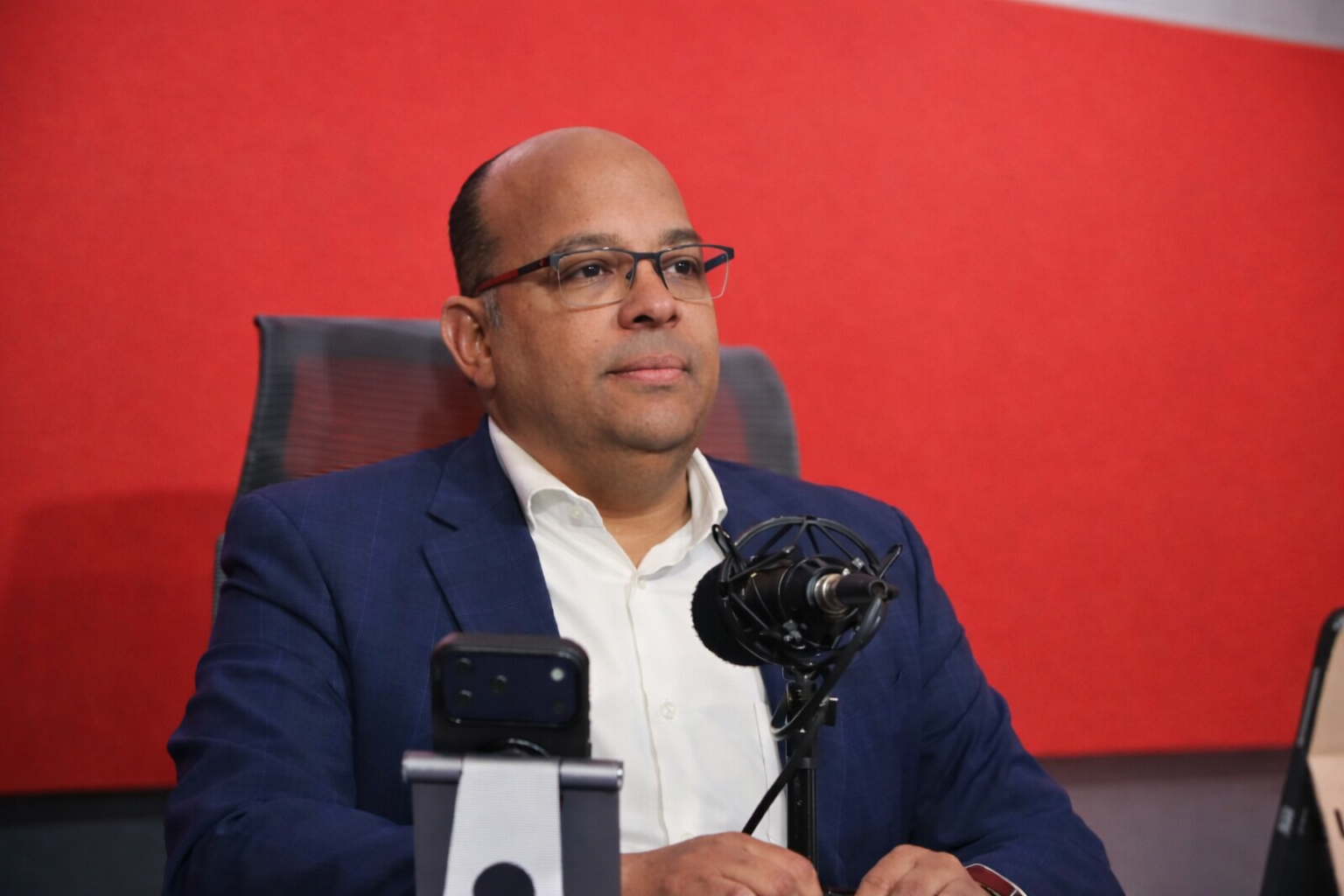 Ludwig Álvarez es un político que siempre está presente