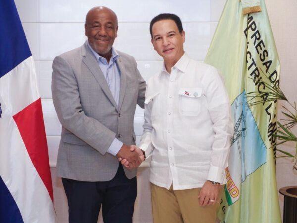 Vicepresidente de la ETED y Antonio Almonte analizan avances y retos del sistema eléctrico