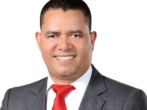 Abogado Jhonny Aristy apoya reclamos de jueces
