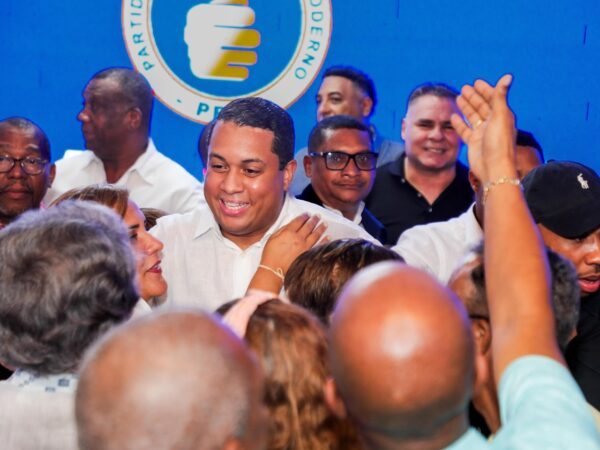 Alex Mordán acoge decisión del PRM y reafirma su compromiso con SDE