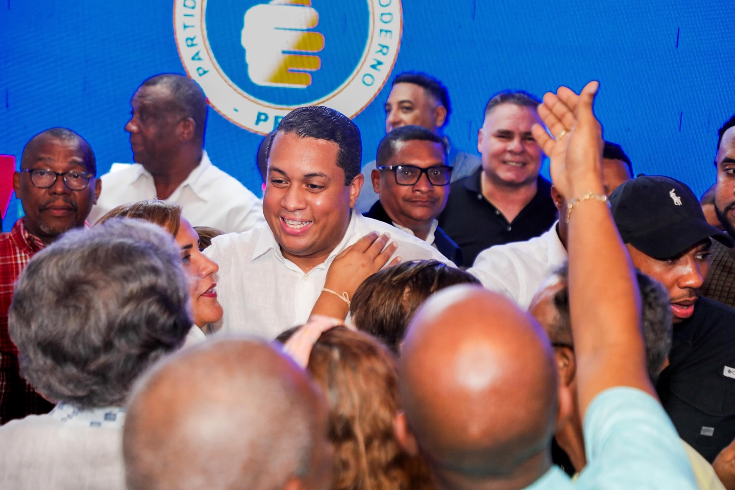 Alex Mordán acoge decisión del PRM y reafirma su compromiso con SDE