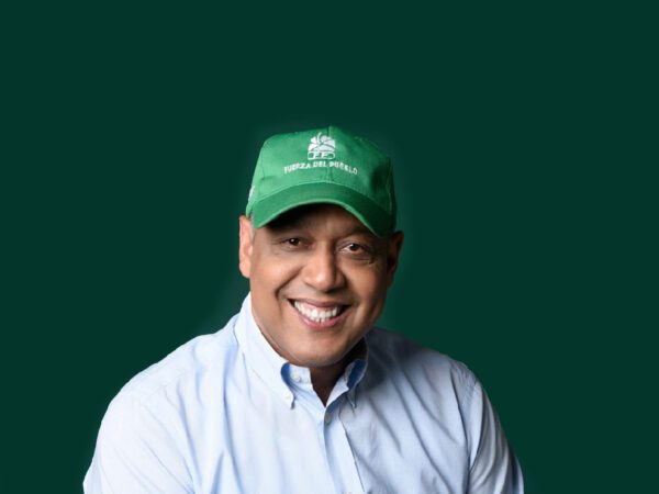 Alfredo Pichardo propone fideicomiso municipal para financiar viviendas y remozar barrios en SDE