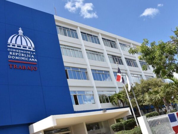 Ministerio de Trabajo reitera que el jueves no es laborable