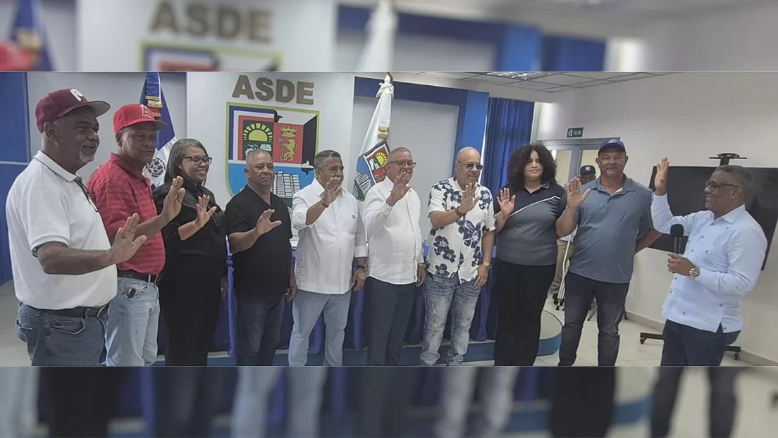 Juramentan Comité Organizador de los XXI Juegos Deportivos de Los Mina 2026