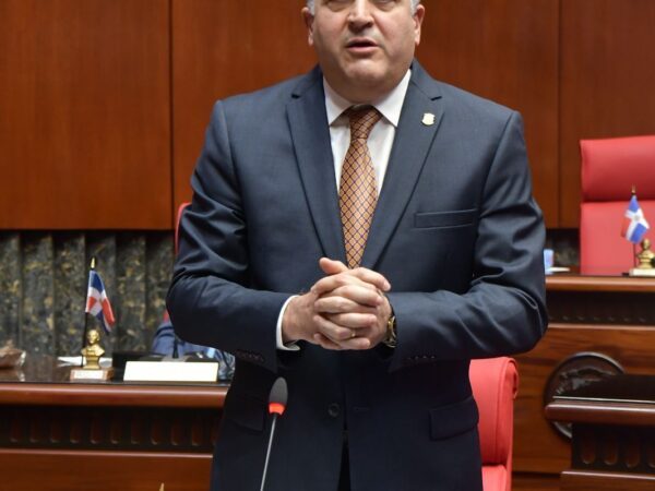 Comunidad dominicana en Nueva York respalda a Alexis Victoria Yeb para presidir el Senado
